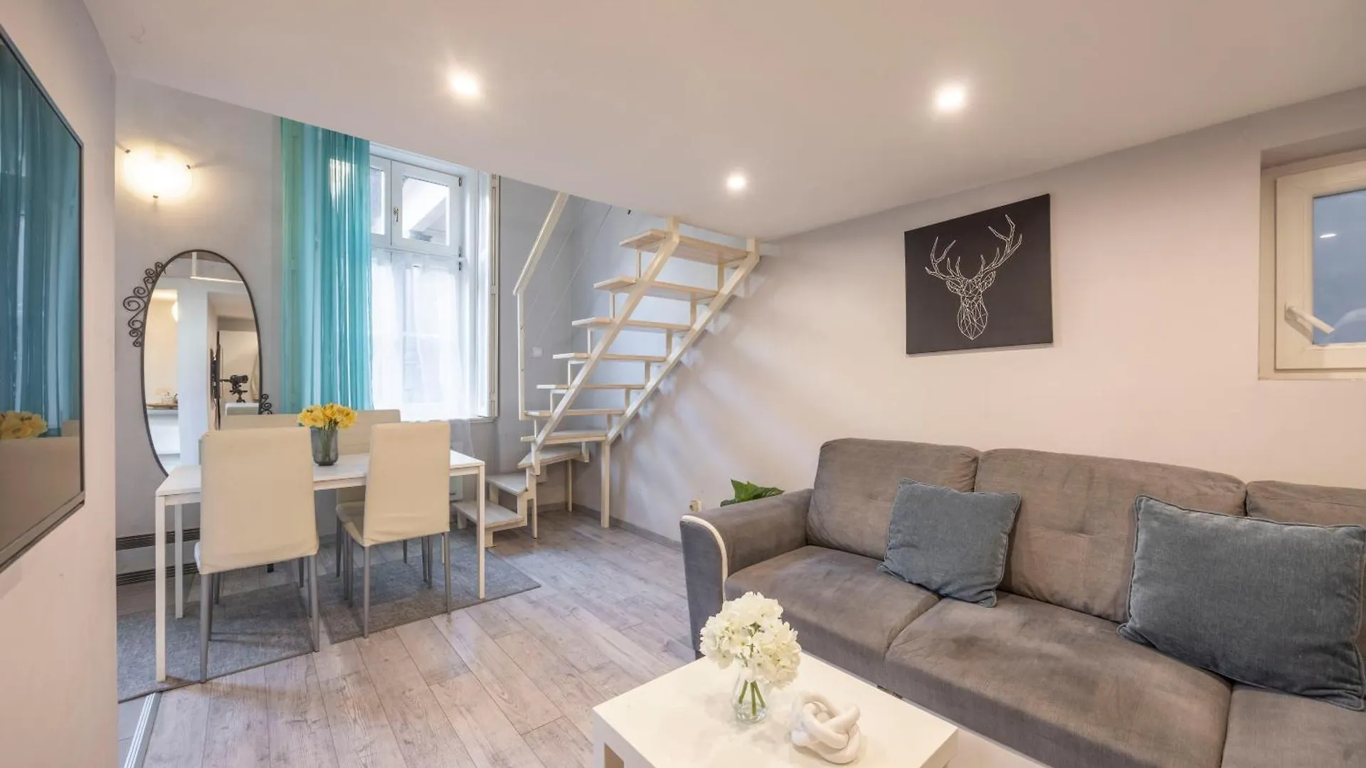 Superb Cozy Studio In The Heart Of Βουδαπέστη Διαμέρισμα